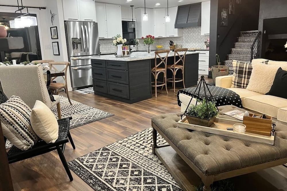 Photo of Livingroom in Bel-air Heights