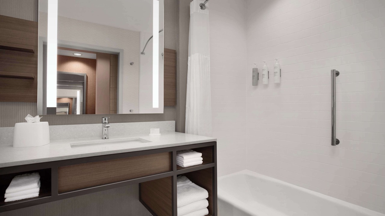 Photo of Bathroom in Dupont