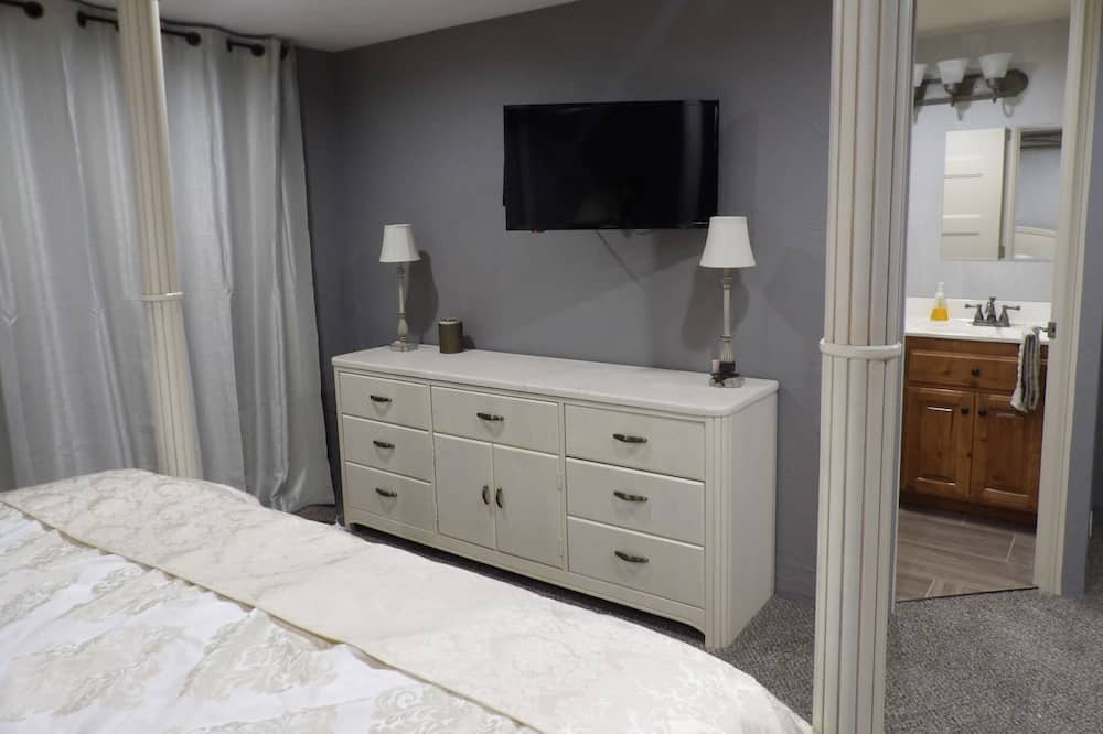 Photo of Bedroom in Joplin