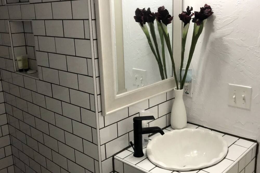 Photo of Bathroom in Joplin