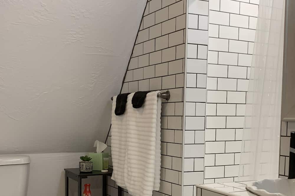 Photo of Bathroom in Joplin
