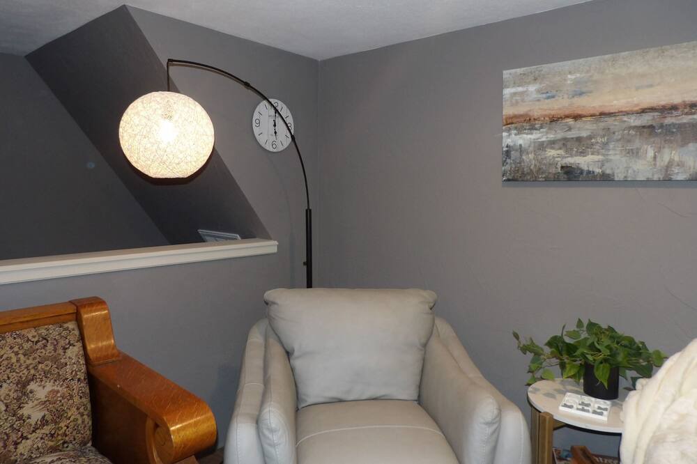 Photo of Livingroom in Joplin