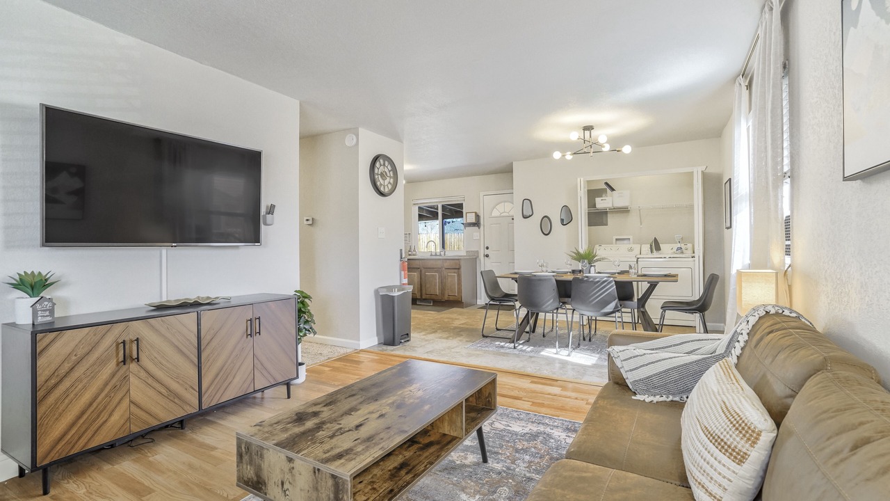 Photo of Livingroom in Central Colorado Springs