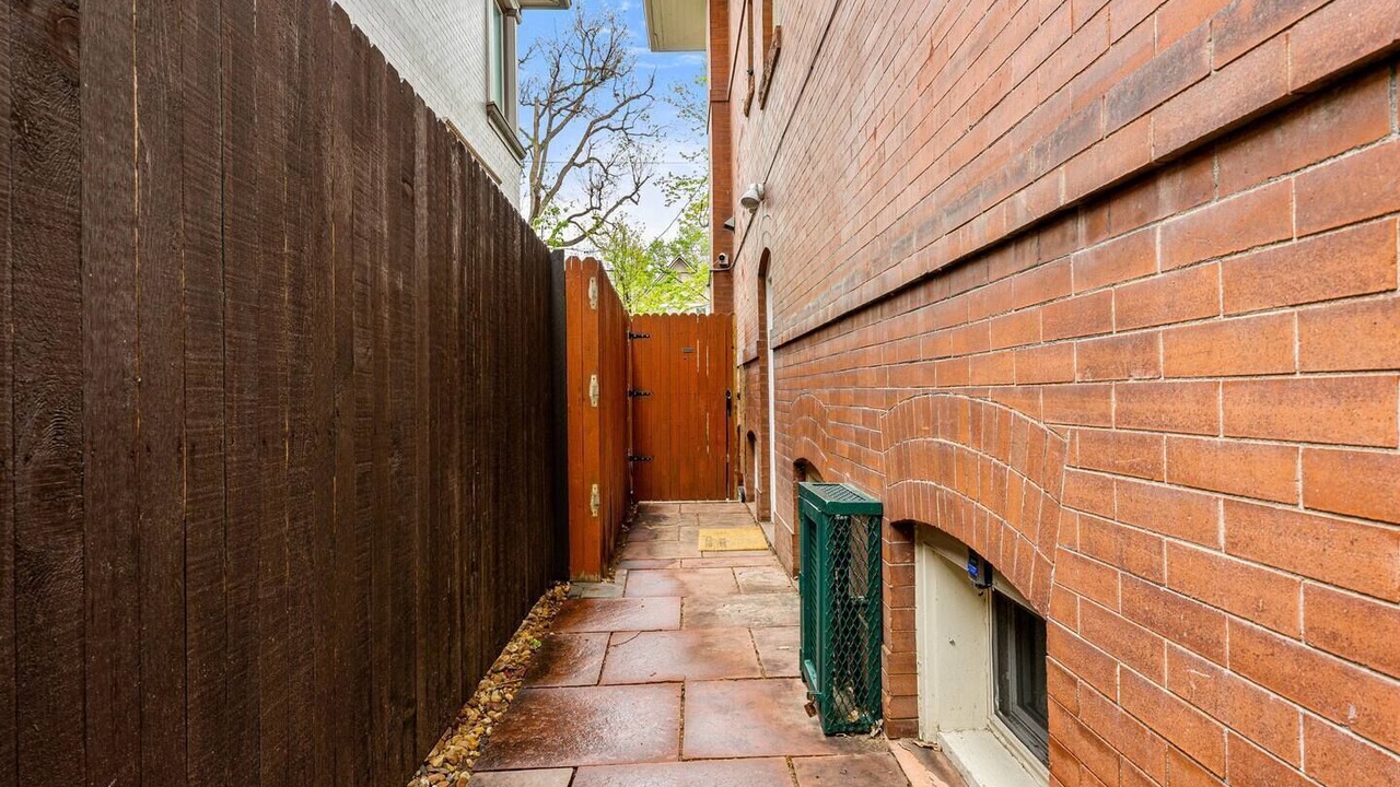 Photo of Outdoor in Capitol Hill