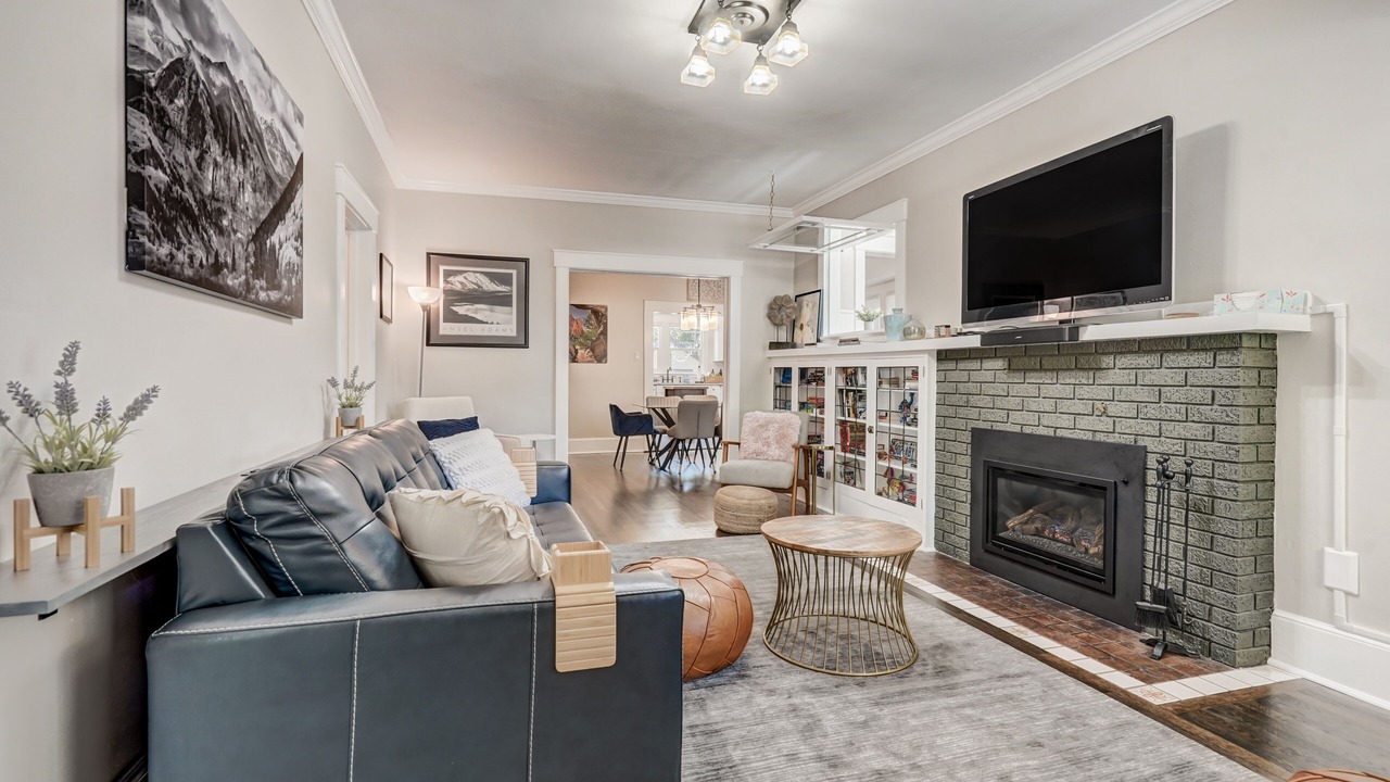 Photo of Livingroom in Central Colorado Springs