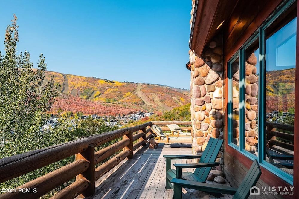 Photo of Outdoor in Aerie