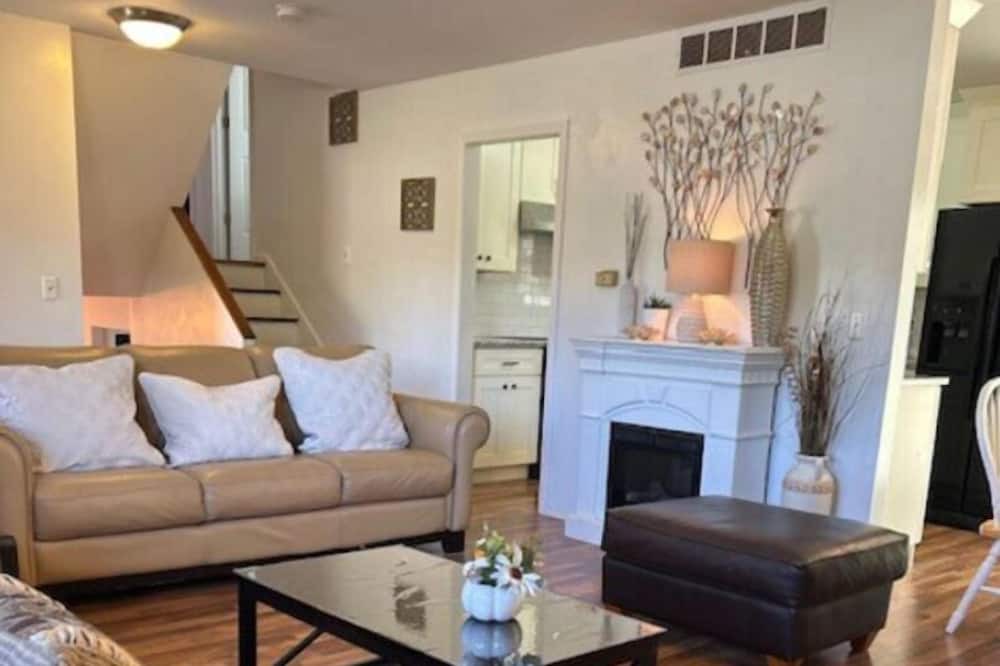 Photo of Bedroom in Bel Aire