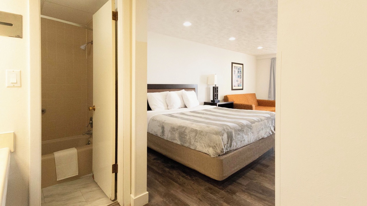Photo of Bedroom in Cozad