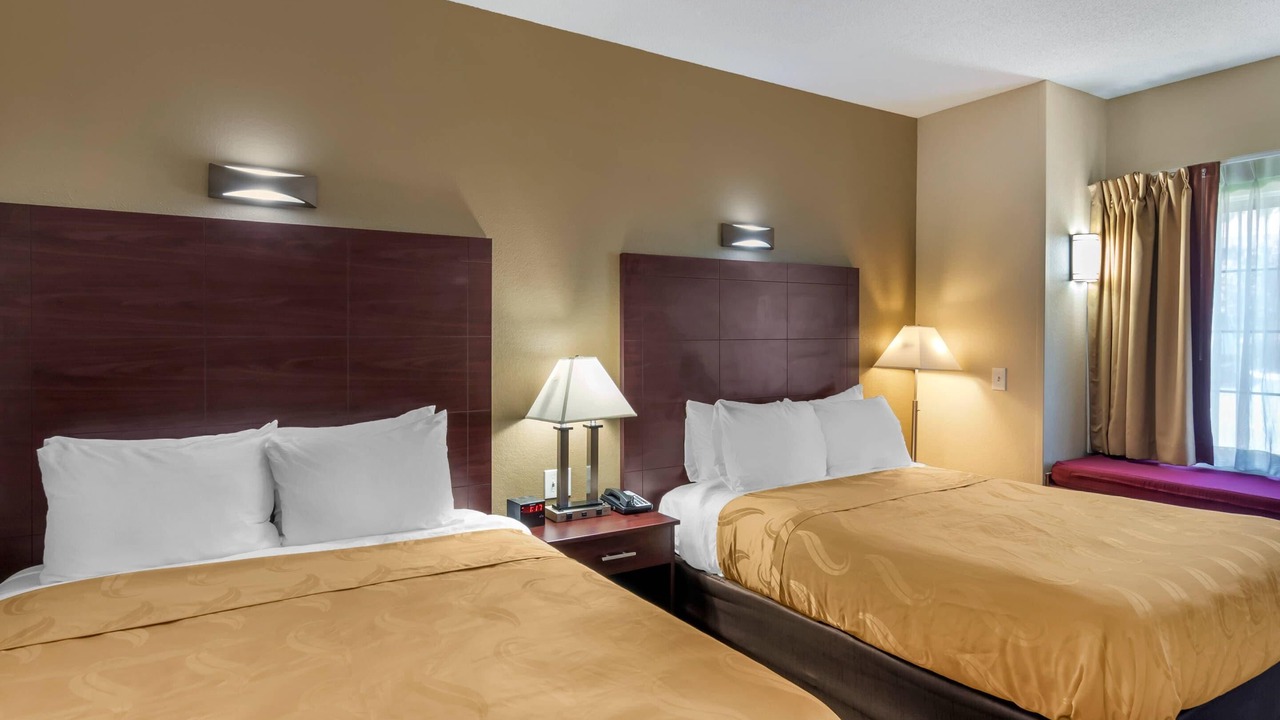 Photo of Bedroom in Overland Park