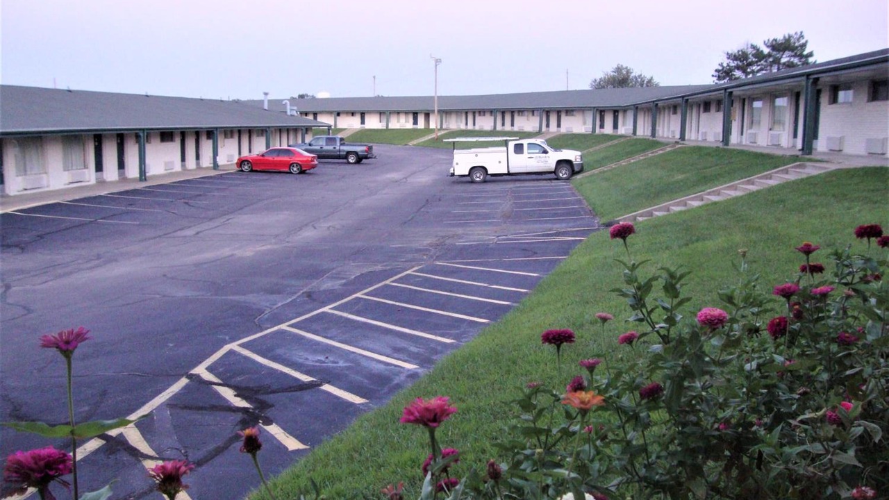 Photo of Outdoor in Pauline