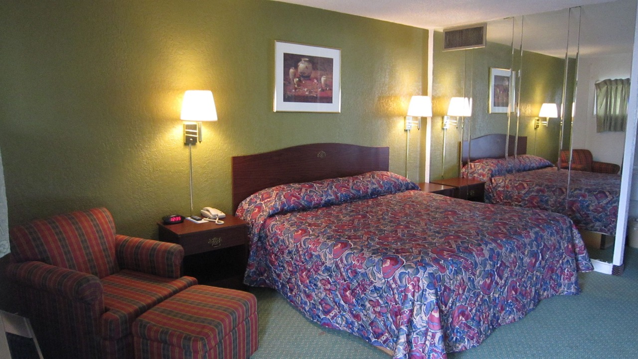 Photo of Bedroom in Pauline