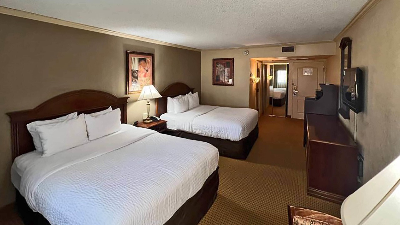 Photo of Bedroom in Garden City