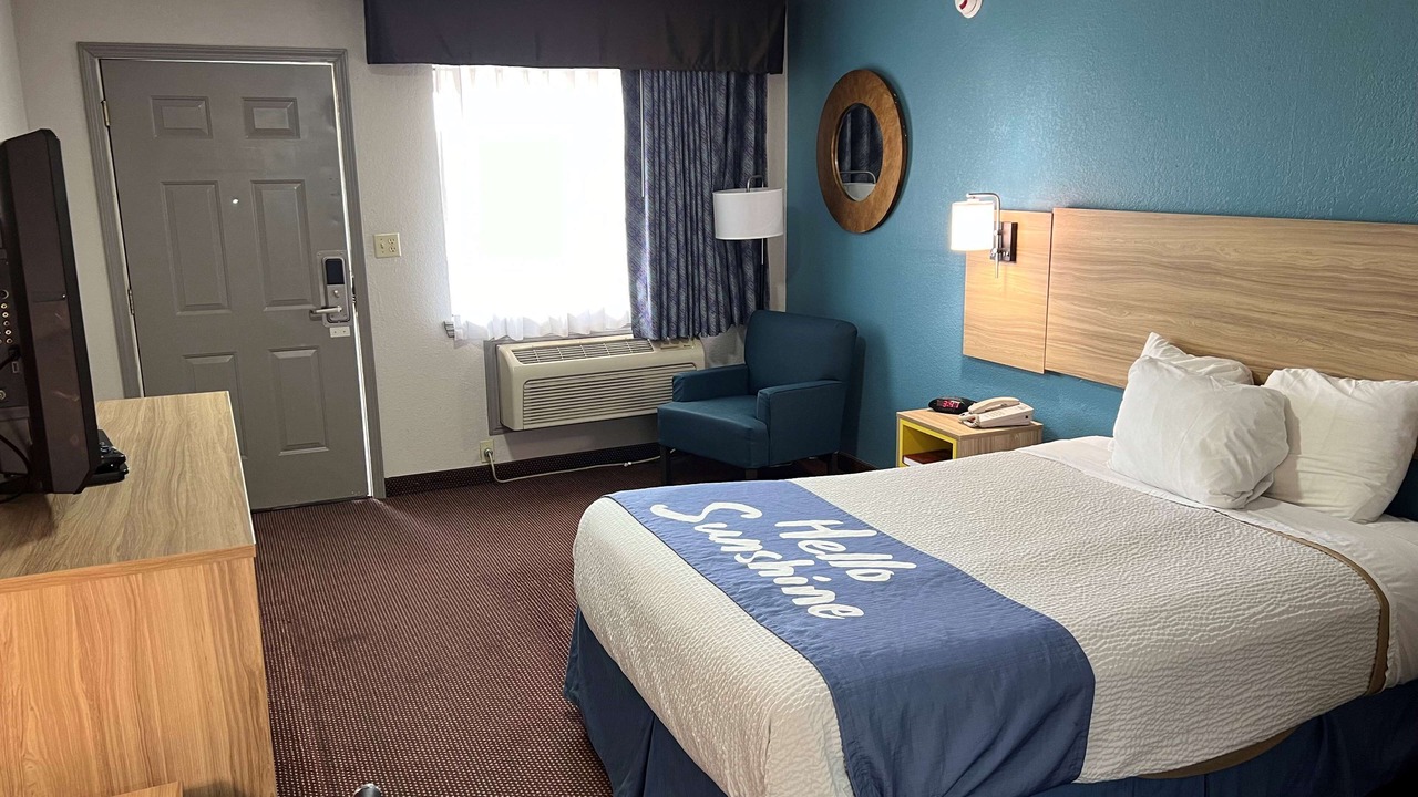 Photo of Bedroom in Pratt