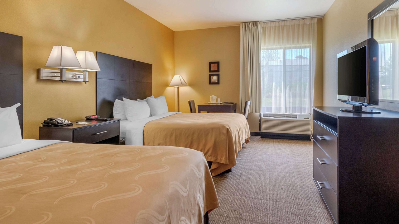Photo of Bedroom in Lenexa
