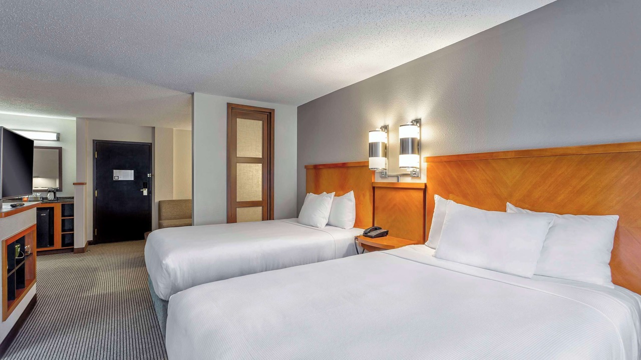 Photo of Bedroom in Overland Park