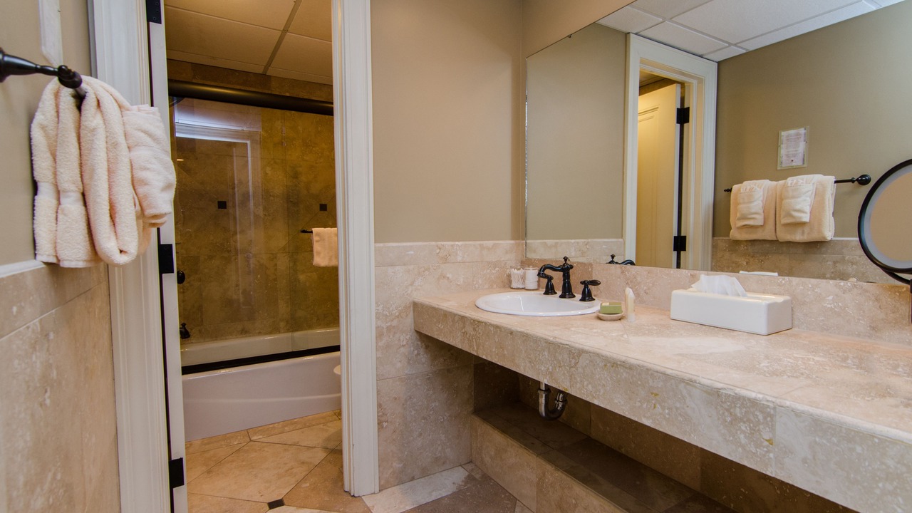 Photo of Bathroom in Lawrence