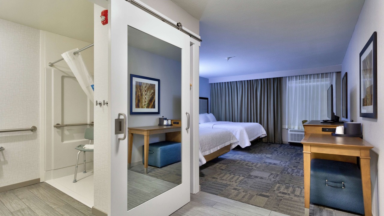 Photo of Bedroom in Salina