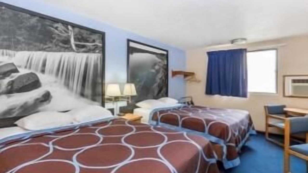 Photo of Others in Manhattan