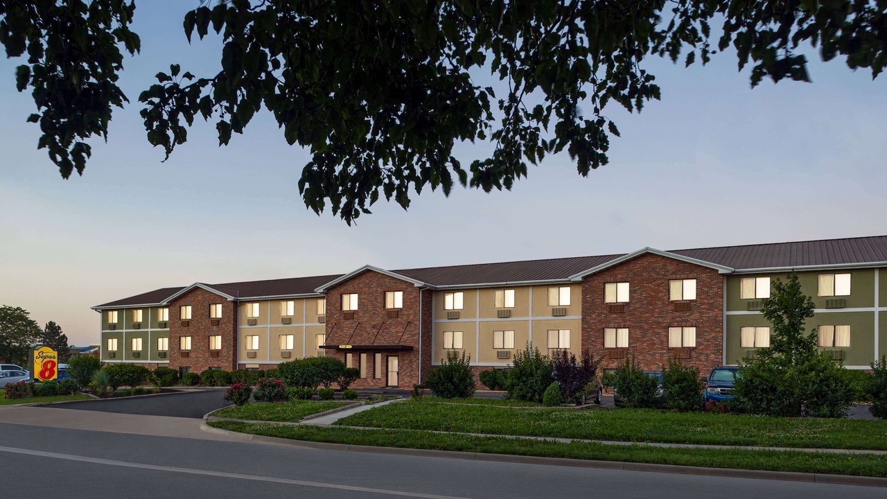 Photo of Buildings in Lenexa