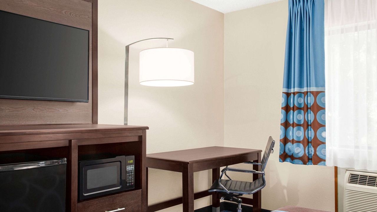 Photo of Bedroom in Lenexa