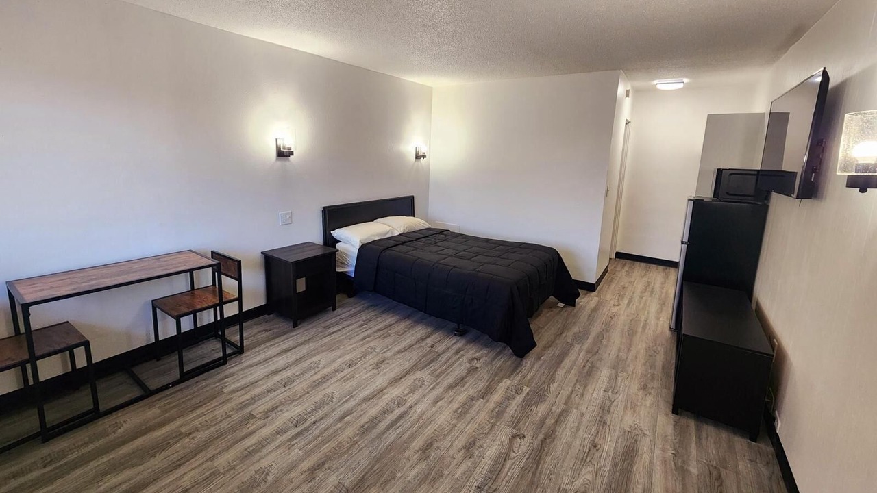Photo of Bedroom in Salina