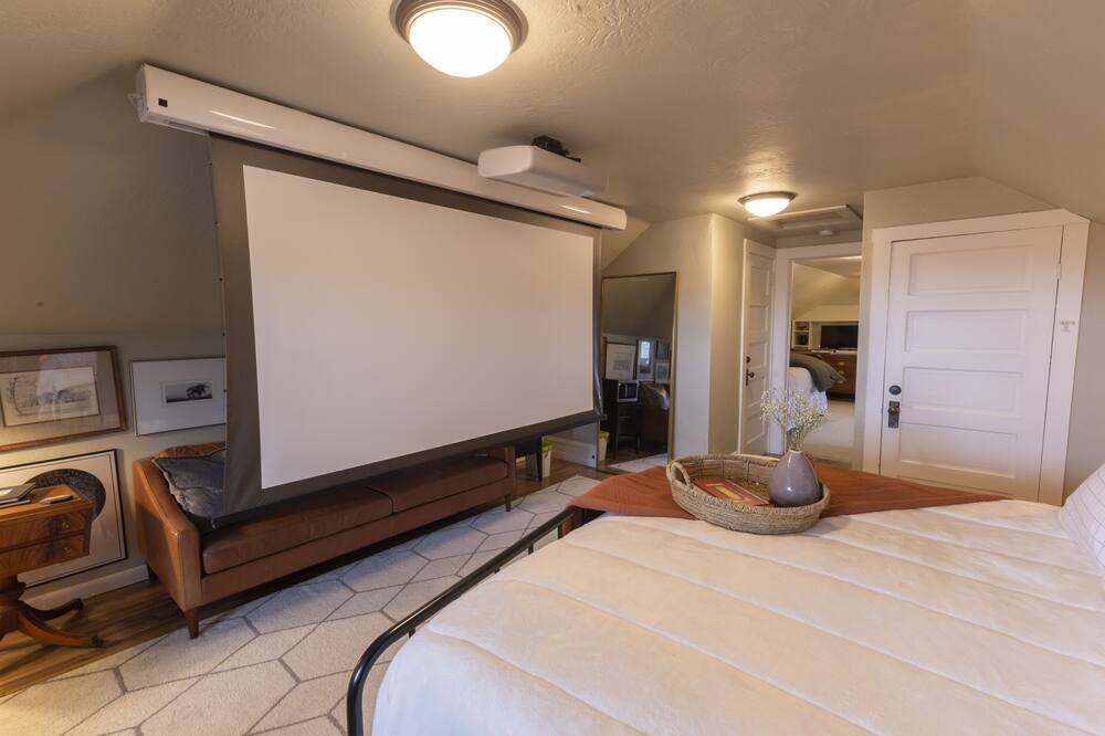 Photo of Bedroom in Lower Avenues