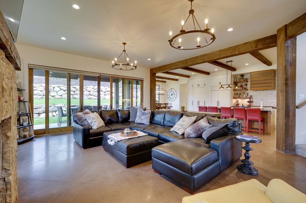 Photo of Livingroom in Kamas