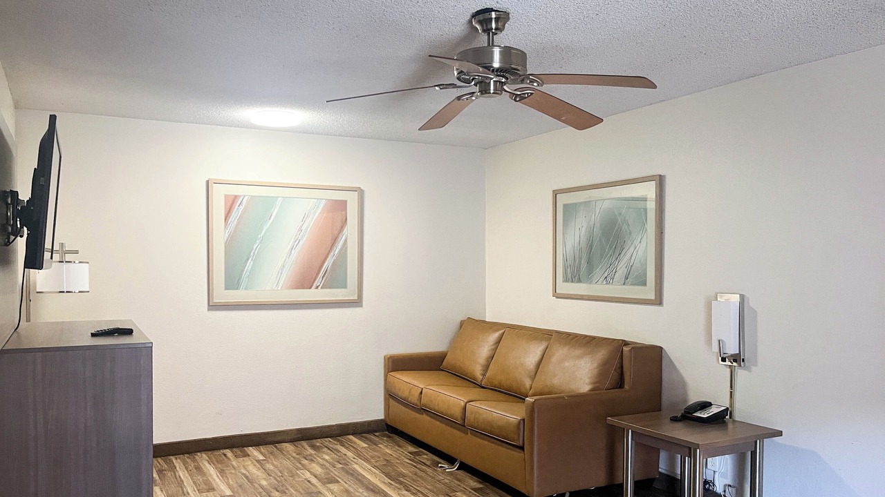 Photo of Bedroom in Aurora