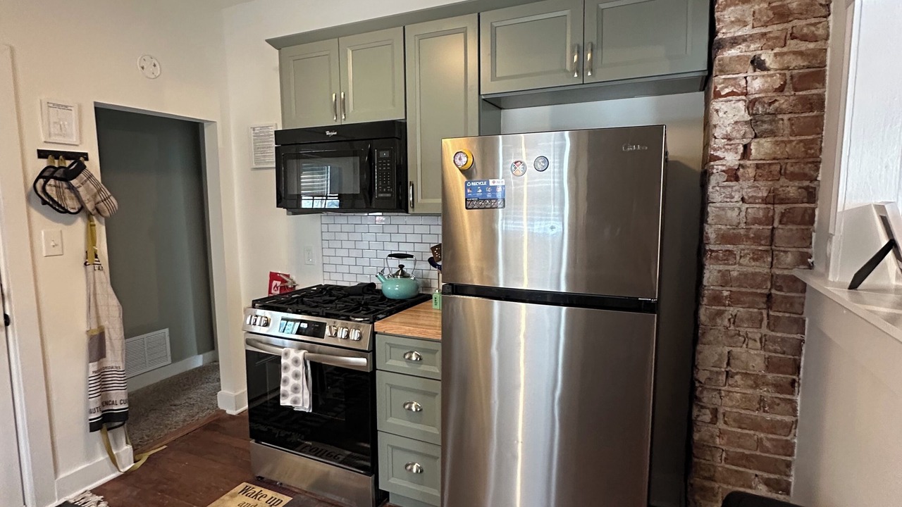 Photo of Kitchen in West Plaza