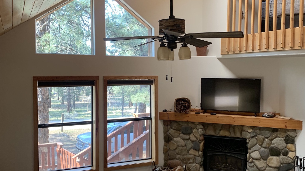 Photo of Livingroom in Angel Fire