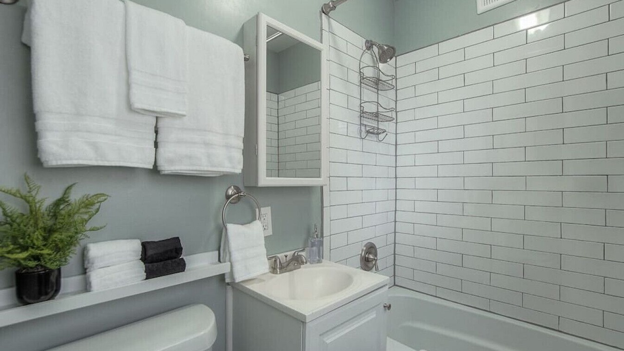 Photo of Bathroom in Southmoreland