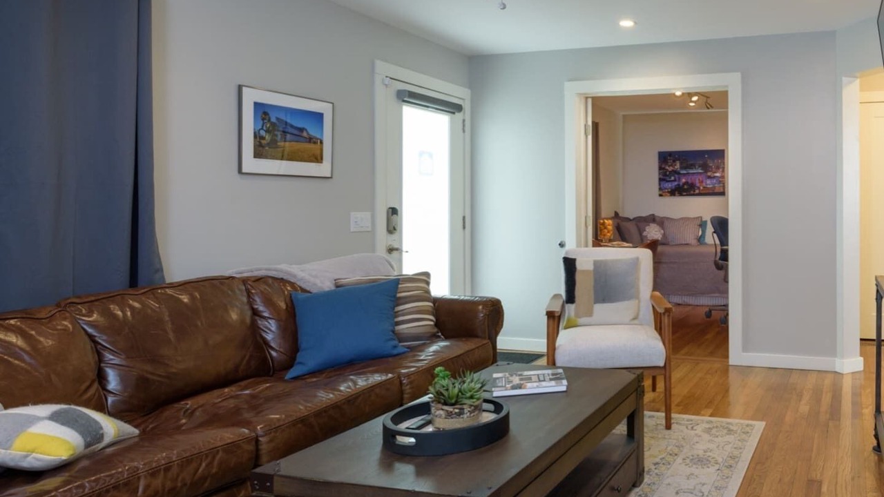 Photo of Livingroom in Overland Park