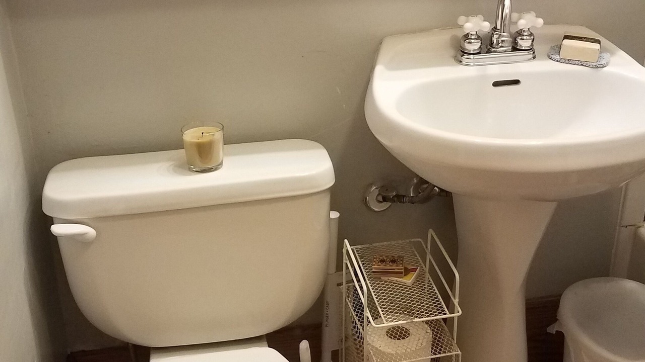 Photo of Bathroom in Twain