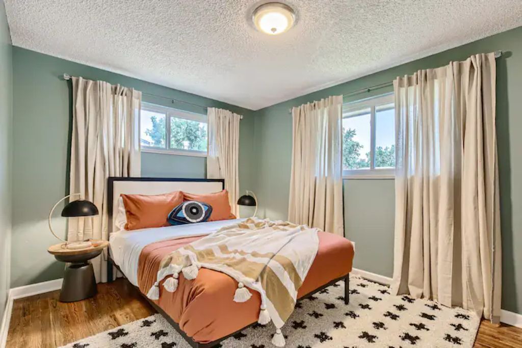 Photo of Bedroom in Lamar Heights Area