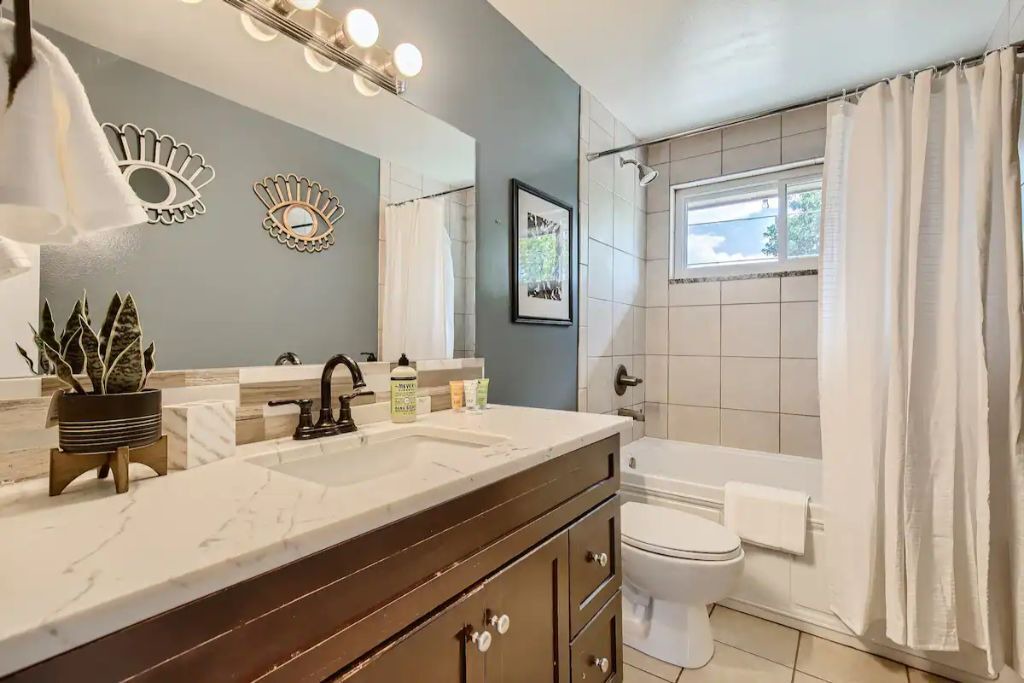 Photo of Bathroom in Lamar Heights Area