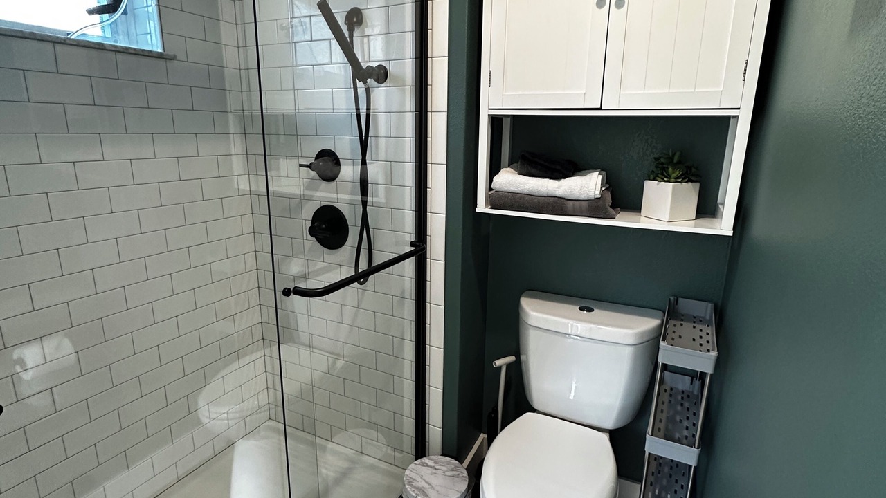 Photo of Bathroom in West Colfax