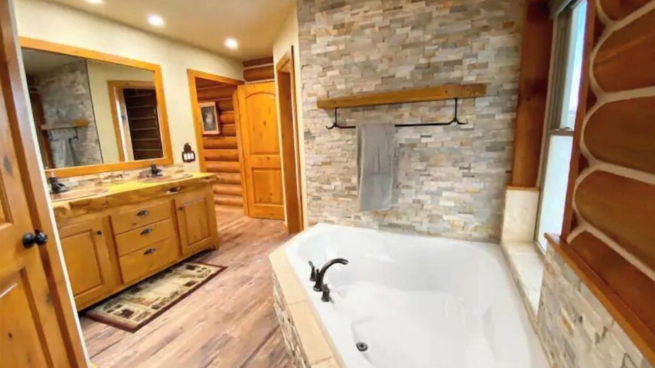 Photo of Bathroom in Snowbird