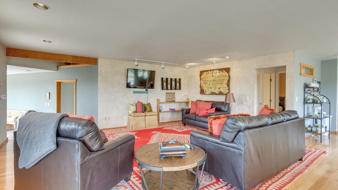 Photo of Livingroom in Vernal