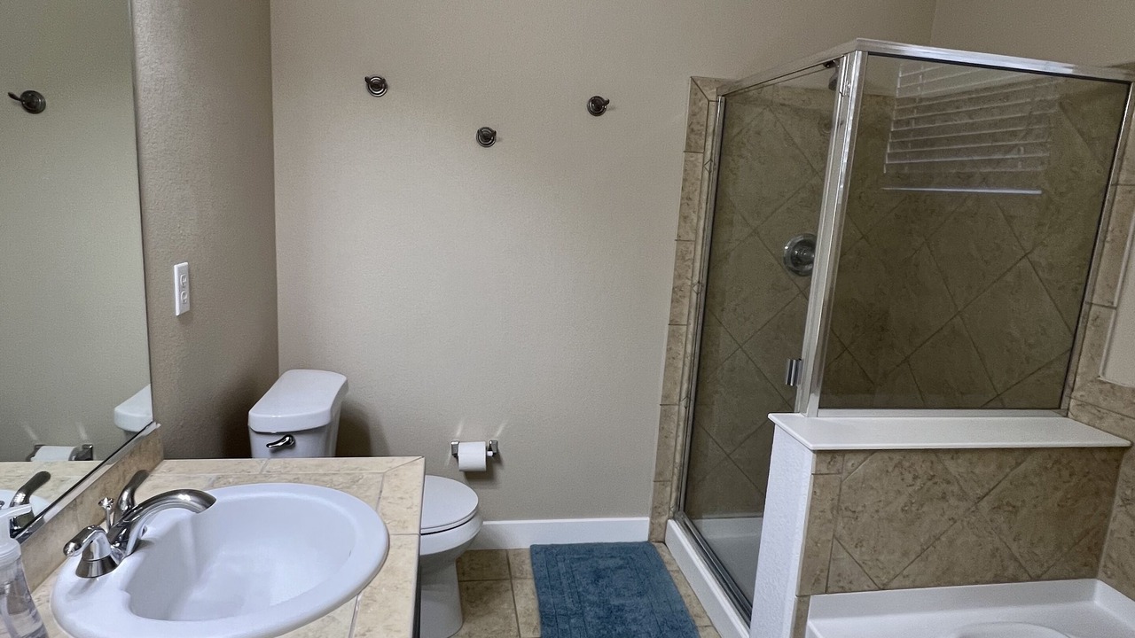 Photo of Bathroom in Cottonwood