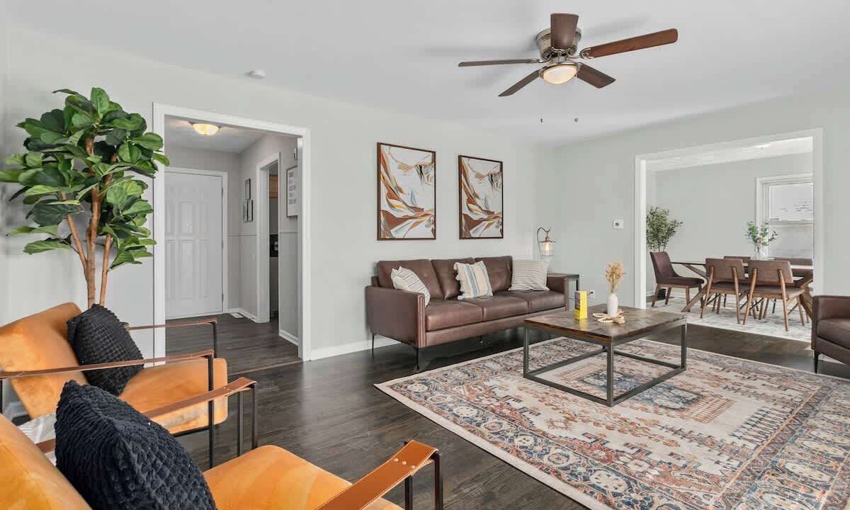 Photo of Livingroom in North Kansas City