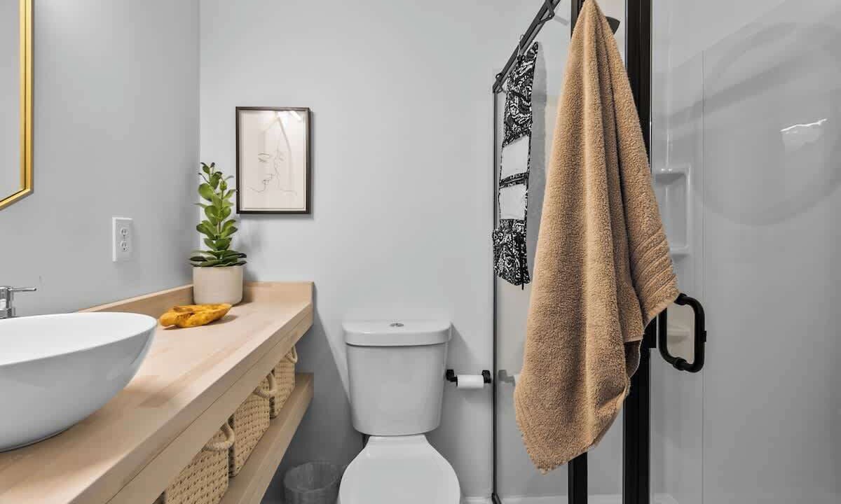 Photo of Bathroom in Shawnee