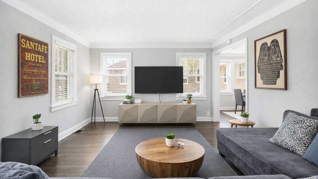 Photo of Livingroom in Mission