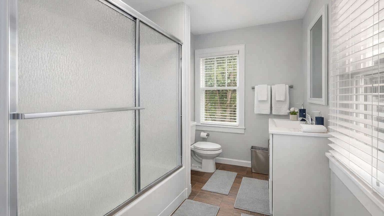 Photo of Bathroom in Mission