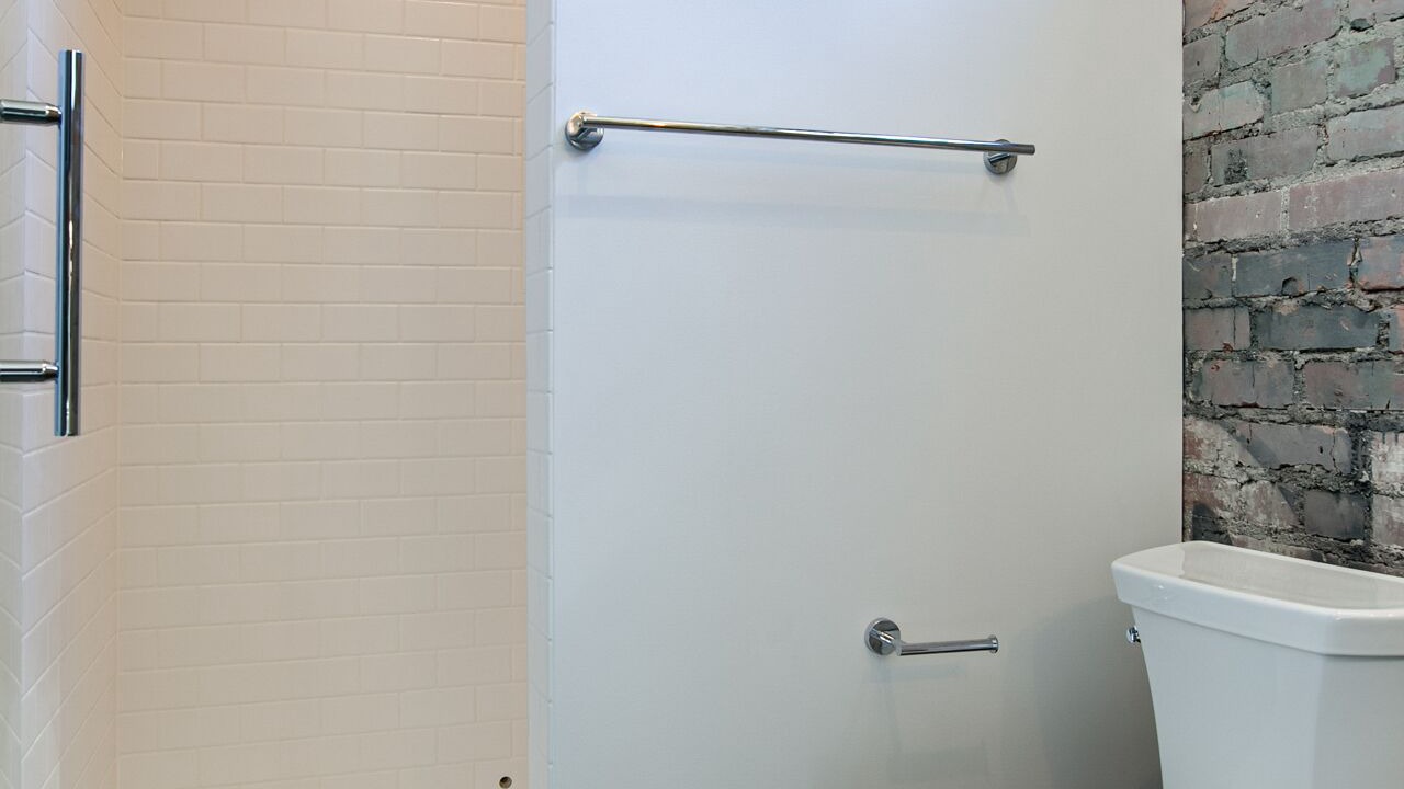 Photo of Bathroom in Downtown Lincoln