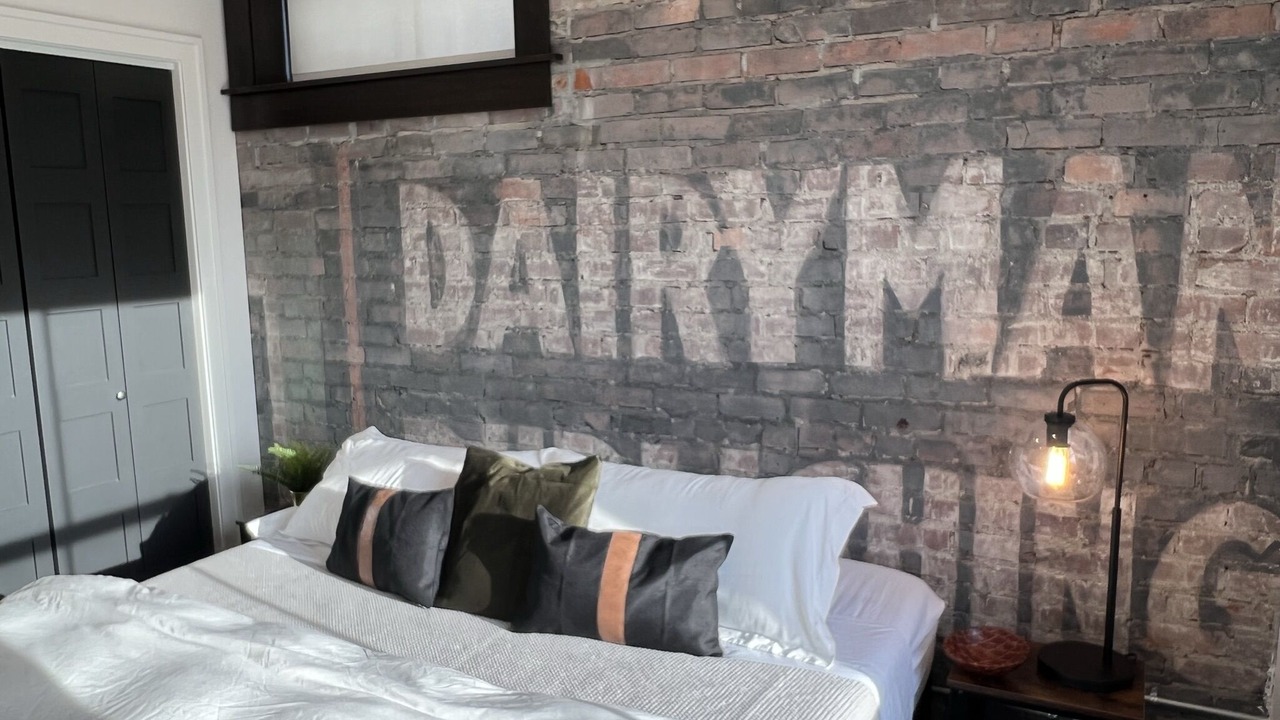 Photo of Bedroom in Downtown Lincoln