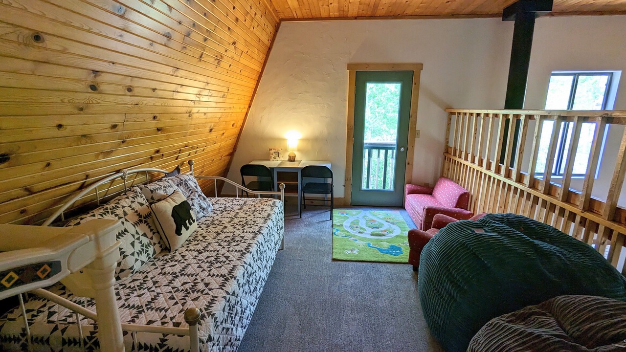 Photo of Livingroom in Star Valley Ranch