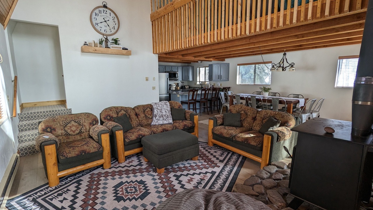 Photo of Livingroom in Star Valley Ranch
