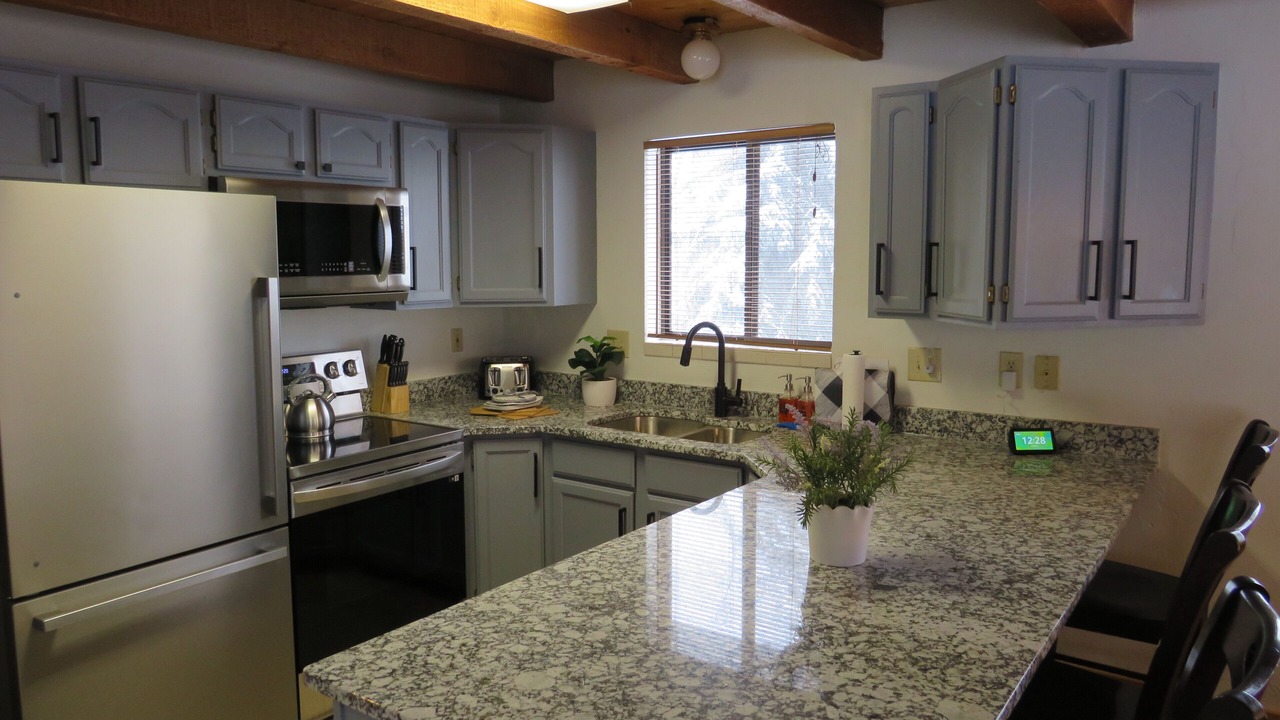 Photo of Kitchen in Star Valley Ranch