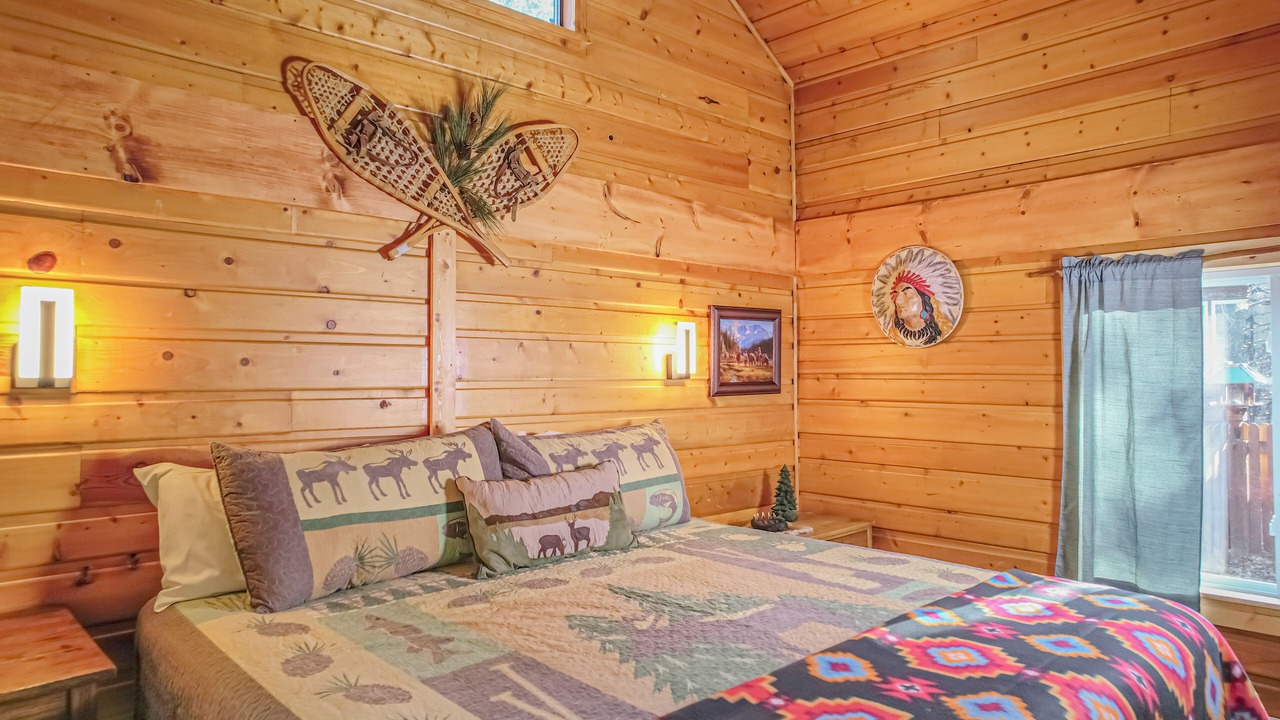 Photo of Bedroom in Estes Park