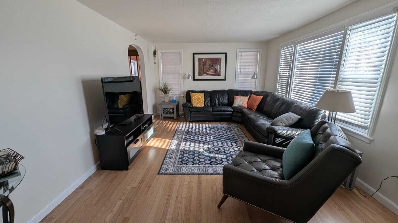Photo of Livingroom in Raytown